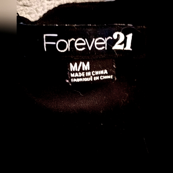 Triangle Style Dress - Picture 5 of 8